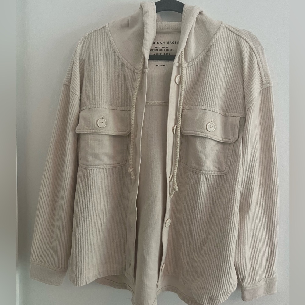 American Eagle jacket with hood